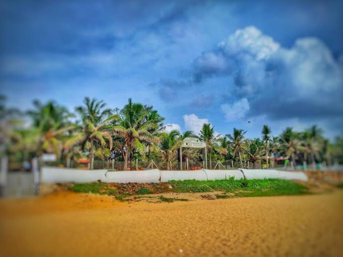Sea Breeze Beach Resort Mamallapuram Dış mekan fotoğraf