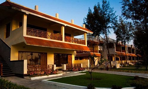 Sea Breeze Beach Resort Mamallapuram Dış mekan fotoğraf